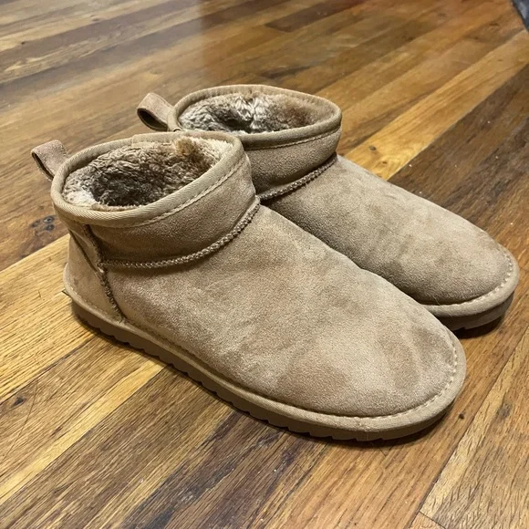 Tan Fluffy Winter Boots - Picture 2 of 3